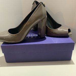 Stuart Weitzman Power Pump